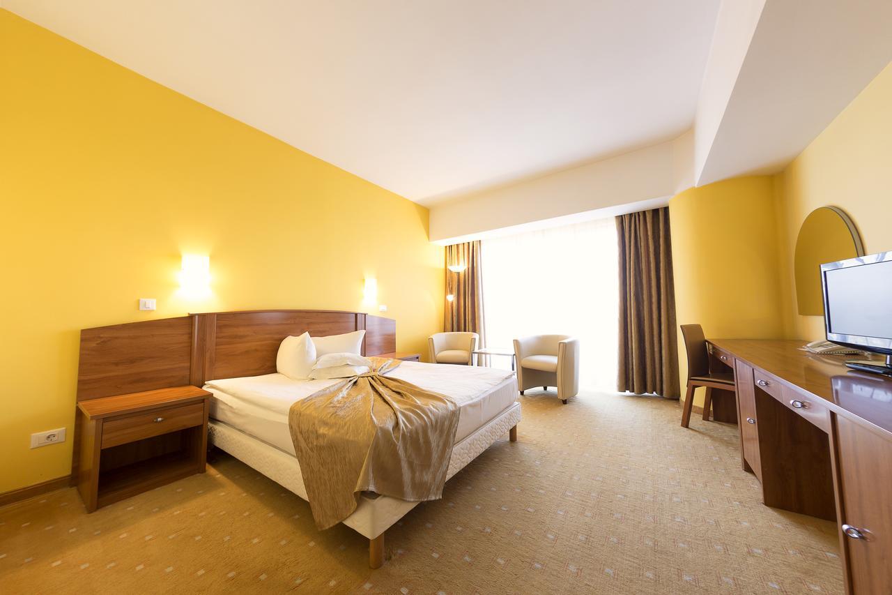 Hotel Parc Alba Iulia Exterior photo