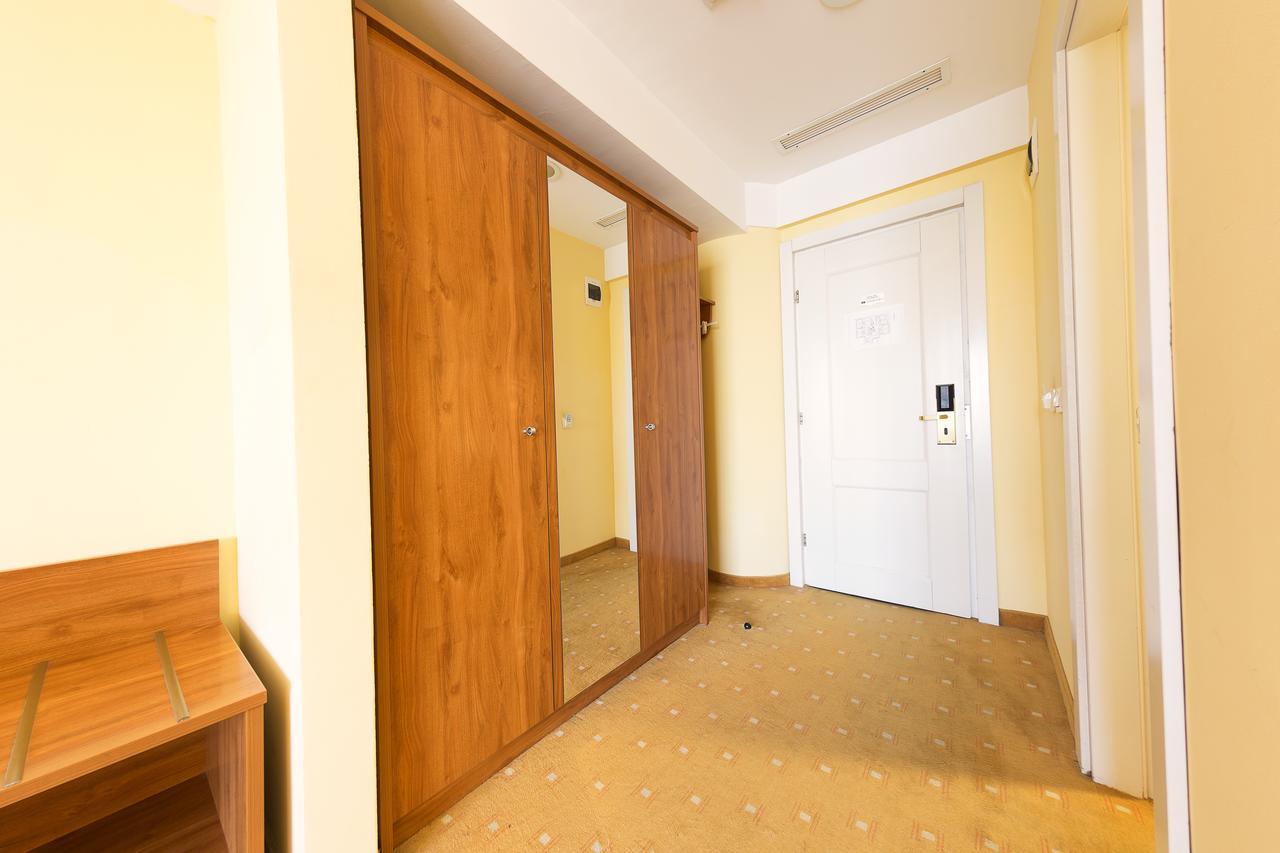 Hotel Parc Alba Iulia Exterior photo
