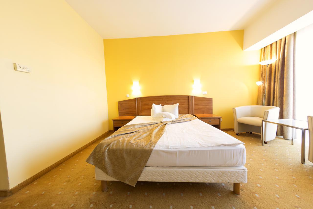 Hotel Parc Alba Iulia Exterior photo